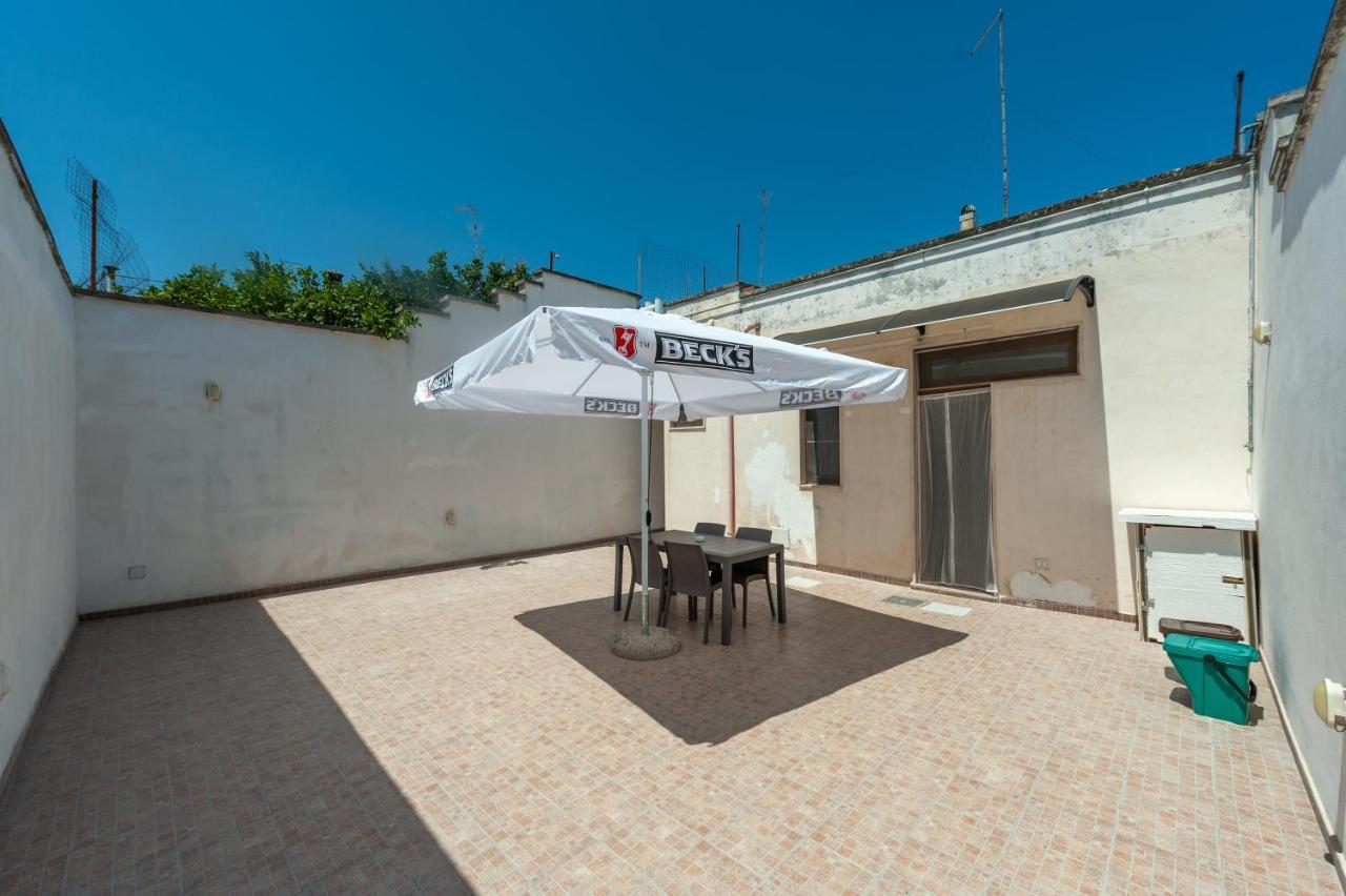 Casa Vacanze Petra Squinzano Eksteriør bilde